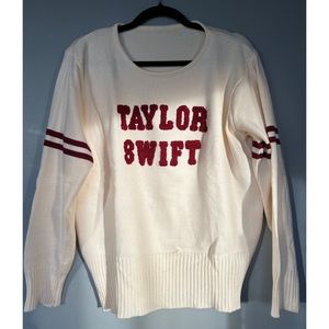 Taylor Swift knit sweater